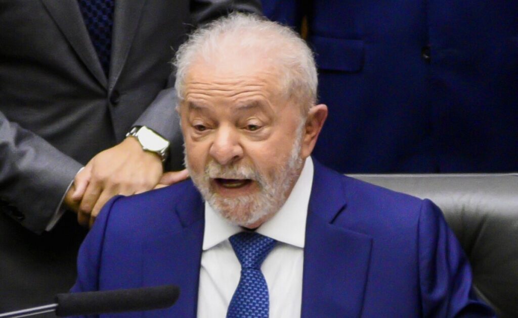 O presidente Luiz Inácio Lula da Silva fala no Congresso
