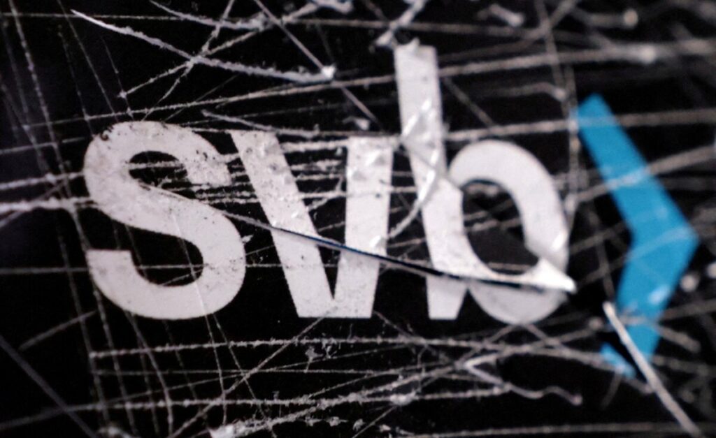 Logo destruído