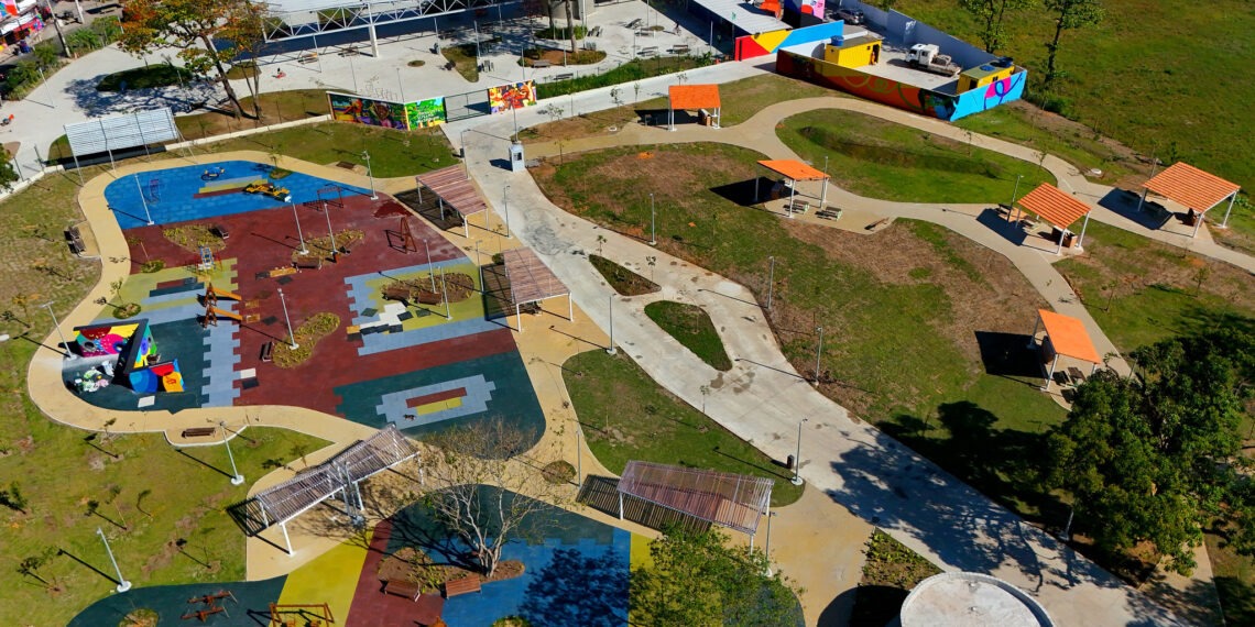 Vista aérea do Parque Realengo Susana Naspolini - Prefeitura do Rio